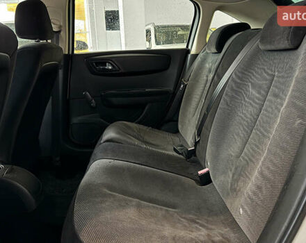 Білий Сітроен С4, об'ємом двигуна 1.56 л та пробігом 255 тис. км за 5700 $, фото 18 на Automoto.ua