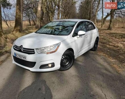 Белый Ситроен С4, объемом двигателя 1.6 л и пробегом 293 тыс. км за 5499 $, фото 7 на Automoto.ua
