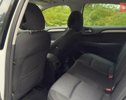 Білий Сітроен С4, об'ємом двигуна 1.6 л та пробігом 245 тис. км за 6350 $, фото 8 на Automoto.ua