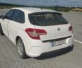 Белый Ситроен С4, объемом двигателя 1.6 л и пробегом 323 тыс. км за 4001 $, фото 4 на Automoto.ua
