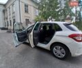 Белый Ситроен С4, объемом двигателя 1.6 л и пробегом 245 тыс. км за 7300 $, фото 10 на Automoto.ua