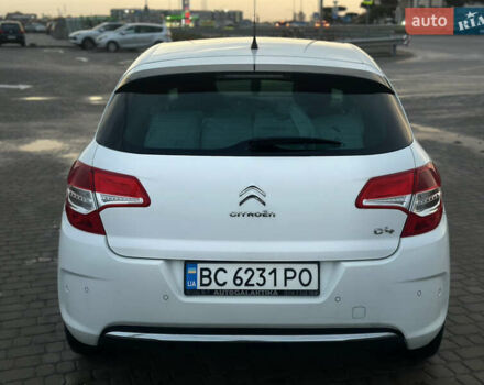 Белый Ситроен С4, объемом двигателя 1.6 л и пробегом 178 тыс. км за 6600 $, фото 4 на Automoto.ua