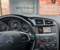 Белый Ситроен С4, объемом двигателя 1.6 л и пробегом 205 тыс. км за 6750 $, фото 1 на Automoto.ua