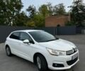 Белый Ситроен С4, объемом двигателя 1.6 л и пробегом 190 тыс. км за 4800 $, фото 1 на Automoto.ua