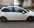 Белый Ситроен С4, объемом двигателя 1.4 л и пробегом 141 тыс. км за 3900 $, фото 1 на Automoto.ua