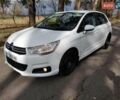 Белый Ситроен С4, объемом двигателя 1.6 л и пробегом 293 тыс. км за 5499 $, фото 4 на Automoto.ua