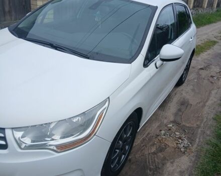 Ситроен С4 2011 в Радомышле на Automoto.ua Белый Ситроен С4, объемом двигателя 1.6 л и пробегом 383 тыс. км за 5900 $, фото 3 на Automoto.ua