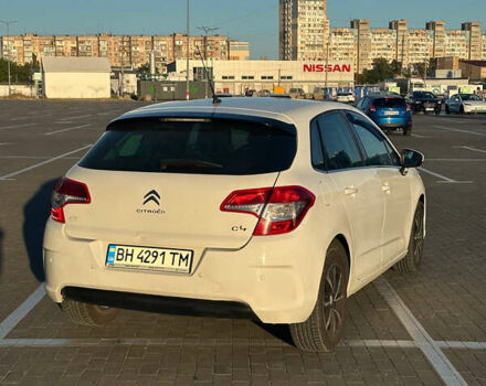 Белый Ситроен С4, объемом двигателя 1.6 л и пробегом 140 тыс. км за 6500 $, фото 7 на Automoto.ua