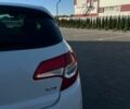 Белый Ситроен С4, объемом двигателя 1.6 л и пробегом 193 тыс. км за 7500 $, фото 5 на Automoto.ua