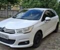 Белый Ситроен С4, объемом двигателя 1.6 л и пробегом 148 тыс. км за 7200 $, фото 6 на Automoto.ua