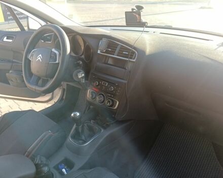 Ситроен С4 2011 в Одессе на Automoto.ua Белый Ситроен С4, объемом двигателя 1.6 л и пробегом 156 тыс. км за 7200 $, фото 3 на Automoto.ua