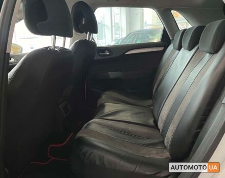 Белый Ситроен С4, объемом двигателя 1.6 л и пробегом 326 тыс. км за 6400 $, фото 12 на Automoto.ua