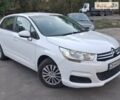 Белый Ситроен С4, объемом двигателя 1.6 л и пробегом 260 тыс. км за 6250 $, фото 1 на Automoto.ua