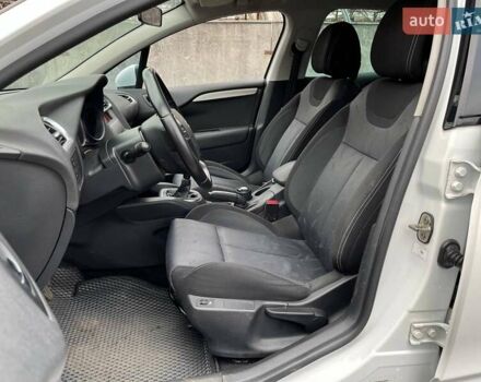 Білий Сітроен С4, об'ємом двигуна 1.6 л та пробігом 182 тис. км за 6490 $, фото 10 на Automoto.ua