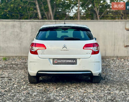 Белый Ситроен С4, объемом двигателя 1.6 л и пробегом 182 тыс. км за 6990 $, фото 5 на Automoto.ua