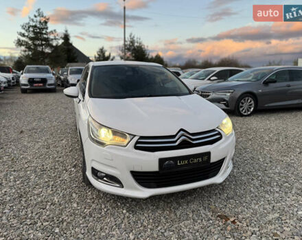 Ситроен С4 2012 в Ивано-Франковске на Automoto.ua Белый Ситроен С4, объемом двигателя 1.56 л и пробегом 263 тыс. км за 7300 $, фото 3 на Automoto.ua