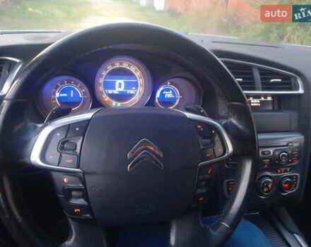 Білий Сітроен С4, об'ємом двигуна 1.6 л та пробігом 156 тис. км за 8000 $, фото 1 на Automoto.ua