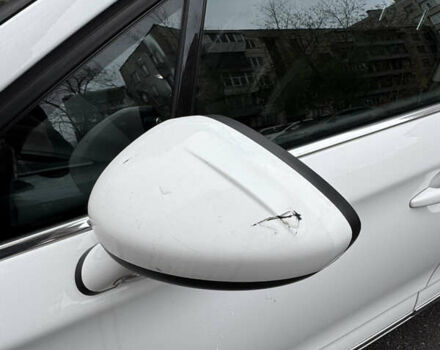 Белый Ситроен С4, объемом двигателя 1.56 л и пробегом 265 тыс. км за 7500 $, фото 17 на Automoto.ua