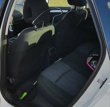 Белый Ситроен С4, объемом двигателя 1.6 л и пробегом 205 тыс. км за 6500 $, фото 20 на Automoto.ua