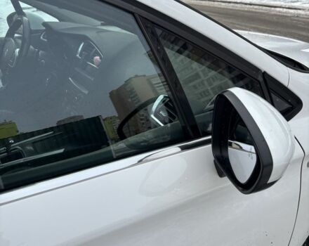 Белый Ситроен С4, объемом двигателя 1.6 л и пробегом 229 тыс. км за 7700 $, фото 6 на Automoto.ua