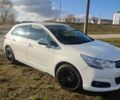 Белый Ситроен С4, объемом двигателя 1.6 л и пробегом 205 тыс. км за 6500 $, фото 3 на Automoto.ua