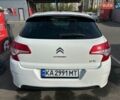 Белый Ситроен С4, объемом двигателя 1.6 л и пробегом 101 тыс. км за 5700 $, фото 4 на Automoto.ua