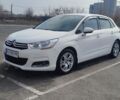 Белый Ситроен С4, объемом двигателя 1.59 л и пробегом 131 тыс. км за 8500 $, фото 1 на Automoto.ua