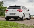 Белый Ситроен С4, объемом двигателя 16 л и пробегом 170 тыс. км за 8850 $, фото 5 на Automoto.ua