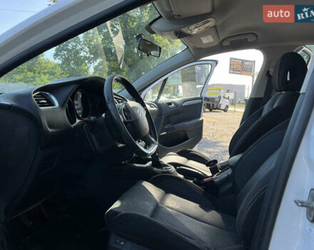 Ситроен С4 2012 в Харькове на Automoto.ua Белый Ситроен С4, объемом двигателя 1.6 л и пробегом 189 тыс. км за 6000 $, фото 8 на Automoto.ua