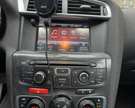 Белый Ситроен С4, объемом двигателя 1.56 л и пробегом 265 тыс. км за 7500 $, фото 13 на Automoto.ua