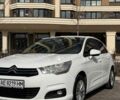 Белый Ситроен С4, объемом двигателя 1.6 л и пробегом 243 тыс. км за 6100 $, фото 1 на Automoto.ua