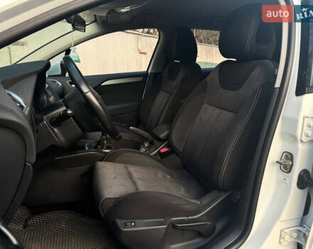 Белый Ситроен С4, объемом двигателя 1.6 л и пробегом 182 тыс. км за 6990 $, фото 8 на Automoto.ua