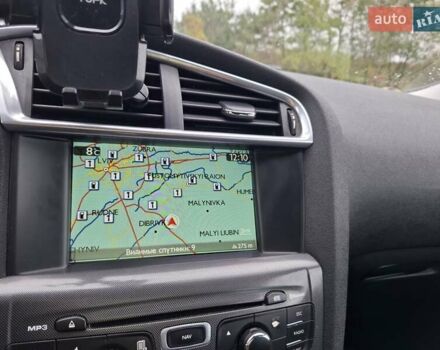 Сітроен С4 2012 у Львові на Automoto.ua Білий Сітроен С4, об'ємом двигуна 1.56 л та пробігом 280 тис. км за 5800 $, фото 21 на Automoto.ua