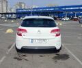 Белый Ситроен С4, объемом двигателя 1.6 л и пробегом 131 тыс. км за 8500 $, фото 2 на Automoto.ua