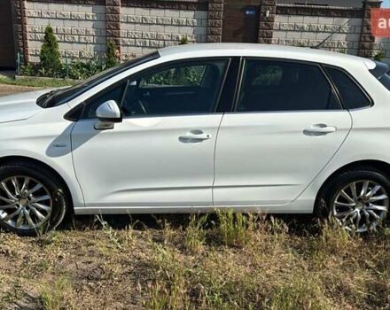 Белый Ситроен С4, объемом двигателя 1.6 л и пробегом 180 тыс. км за 7600 $, фото 11 на Automoto.ua