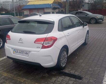 Белый Ситроен С4, объемом двигателя 1.6 л и пробегом 147 тыс. км за 6500 $, фото 6 на Automoto.ua