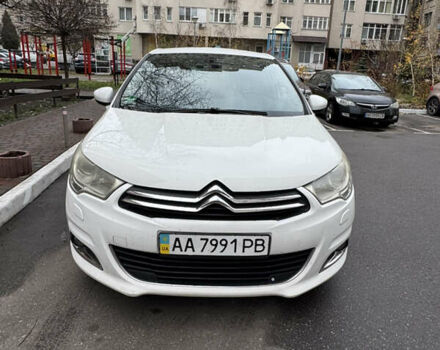 Белый Ситроен С4, объемом двигателя 1.56 л и пробегом 265 тыс. км за 7500 $, фото 3 на Automoto.ua