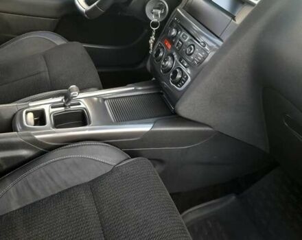 Білий Сітроен С4, об'ємом двигуна 1.6 л та пробігом 156 тис. км за 8000 $, фото 18 на Automoto.ua