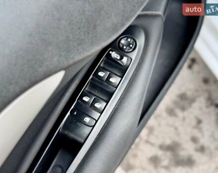 Білий Сітроен С4, об'ємом двигуна 1.56 л та пробігом 136 тис. км за 7450 $, фото 41 на Automoto.ua