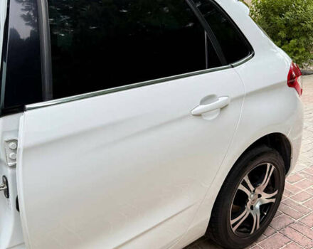 Белый Ситроен С4, объемом двигателя 1.6 л и пробегом 104 тыс. км за 8100 $, фото 4 на Automoto.ua