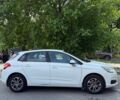 Белый Ситроен С4, объемом двигателя 1.6 л и пробегом 155 тыс. км за 6900 $, фото 2 на Automoto.ua