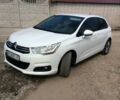Белый Ситроен С4, объемом двигателя 1.6 л и пробегом 150 тыс. км за 8950 $, фото 10 на Automoto.ua
