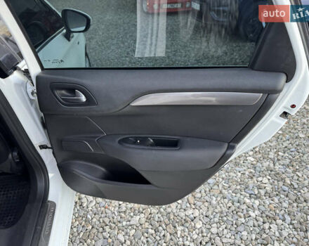 Ситроен С4 2012 в Ивано-Франковске на Automoto.ua Белый Ситроен С4, объемом двигателя 1.56 л и пробегом 263 тыс. км за 7300 $, фото 30 на Automoto.ua