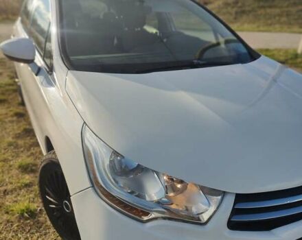 Белый Ситроен С4, объемом двигателя 1.6 л и пробегом 205 тыс. км за 6500 $, фото 13 на Automoto.ua