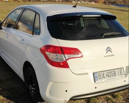Белый Ситроен С4, объемом двигателя 1.6 л и пробегом 205 тыс. км за 6500 $, фото 14 на Automoto.ua