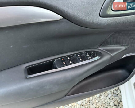 Ситроен С4 2012 в Ивано-Франковске на Automoto.ua Белый Ситроен С4, объемом двигателя 1.56 л и пробегом 263 тыс. км за 7300 $, фото 15 на Automoto.ua