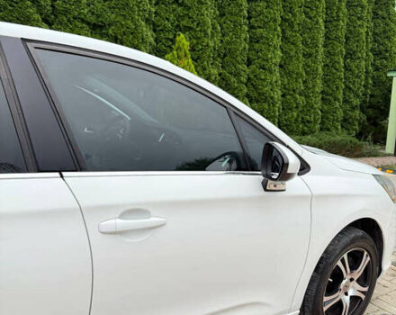 Белый Ситроен С4, объемом двигателя 1.6 л и пробегом 104 тыс. км за 8100 $, фото 1 на Automoto.ua