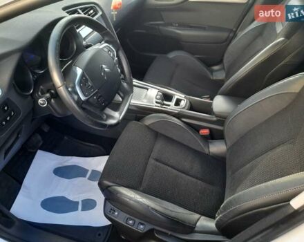 Білий Сітроен С4, об'ємом двигуна 1.6 л та пробігом 156 тис. км за 8000 $, фото 16 на Automoto.ua