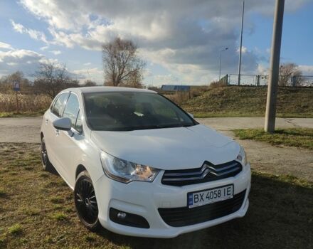 Белый Ситроен С4, объемом двигателя 1.6 л и пробегом 205 тыс. км за 6500 $, фото 2 на Automoto.ua