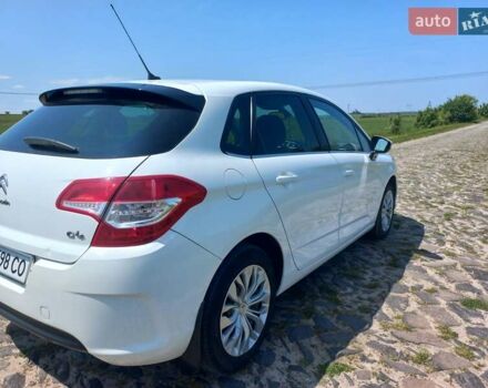 Белый Ситроен С4, объемом двигателя 1.6 л и пробегом 280 тыс. км за 6900 $, фото 5 на Automoto.ua